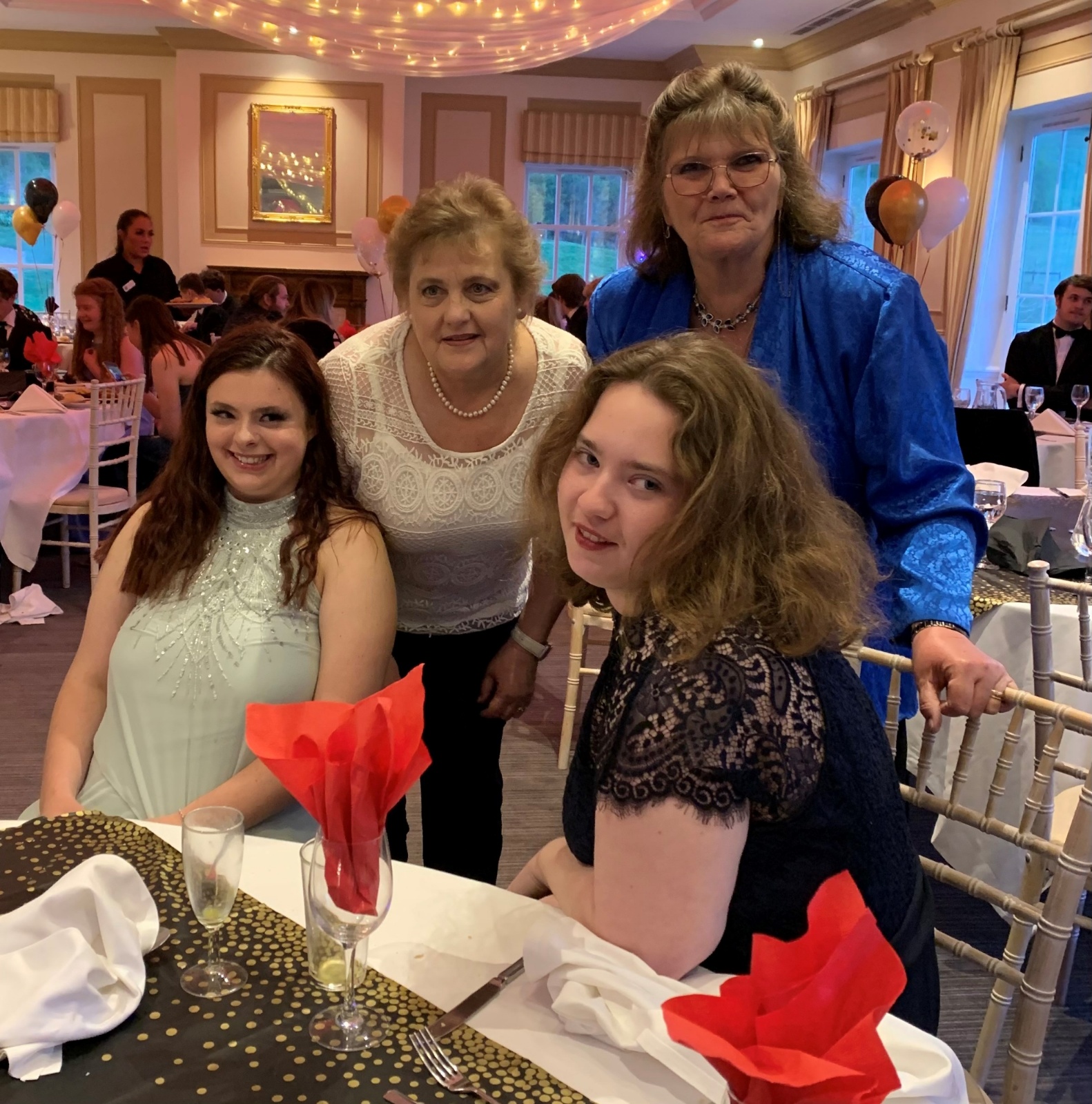 moor-house-school-college-college-prom-album-2022